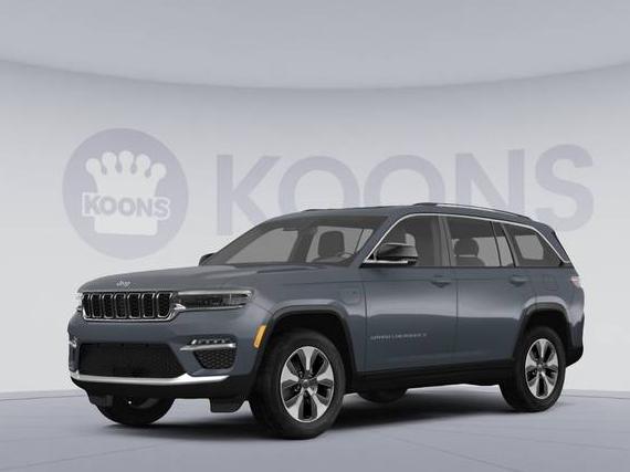 JEEP GRAND CHEROKEE 2023 1C4RJYB69PC588994 image